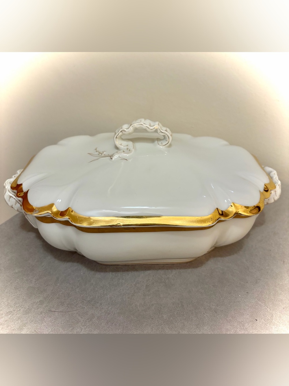 Antique Haviland & Co Limoges White Gold Covered Vegetable Serving Dish W/ Lid